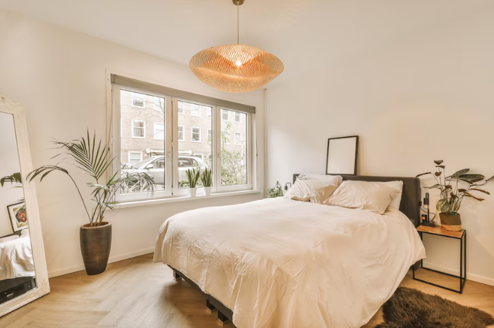 Design Tips for a Hotel-Inspired Guest Bedroom