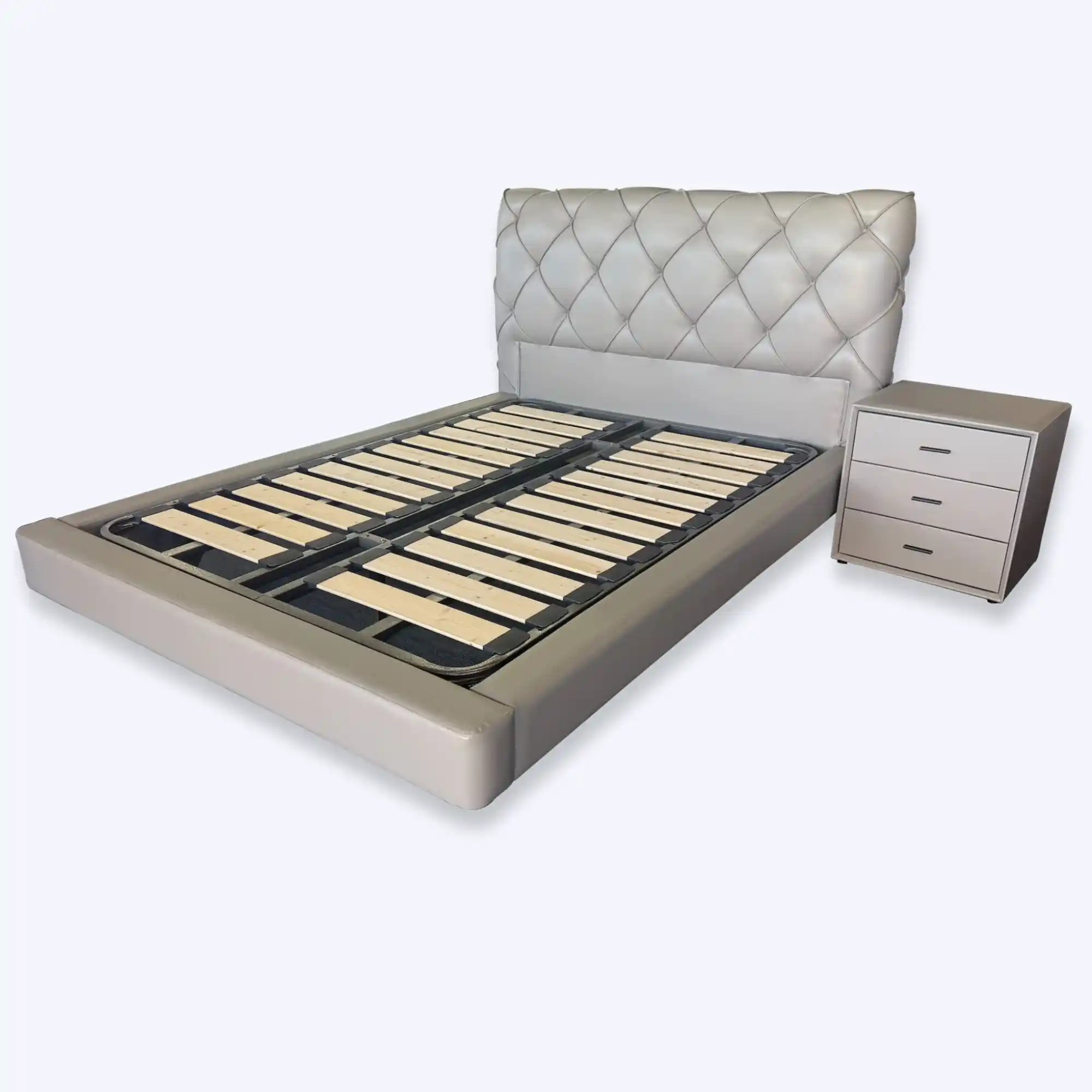 Monte Cristo Leather Bed SettingSTB